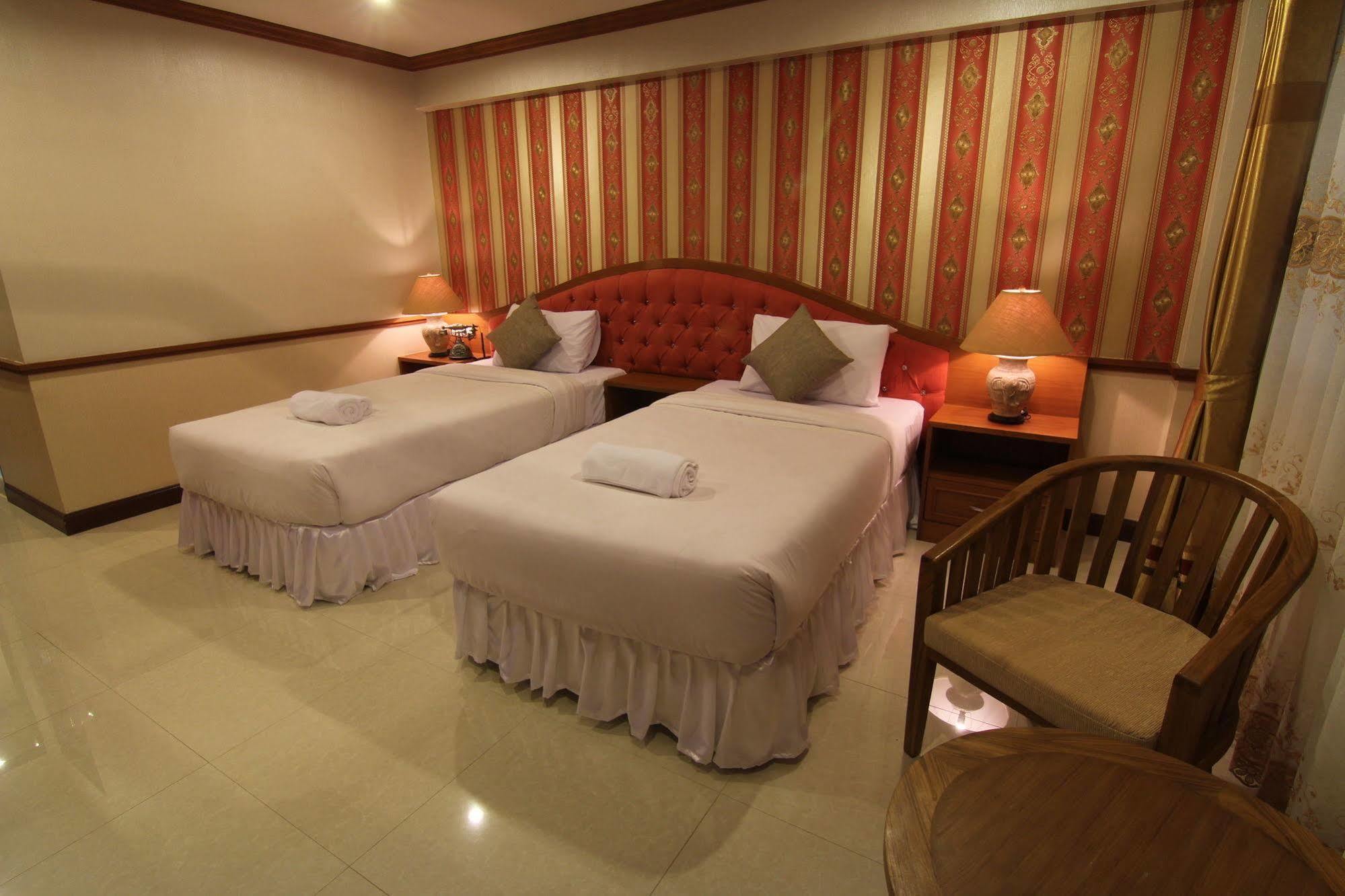 Phoothawee House Hotel Chiang Mai Exterior foto